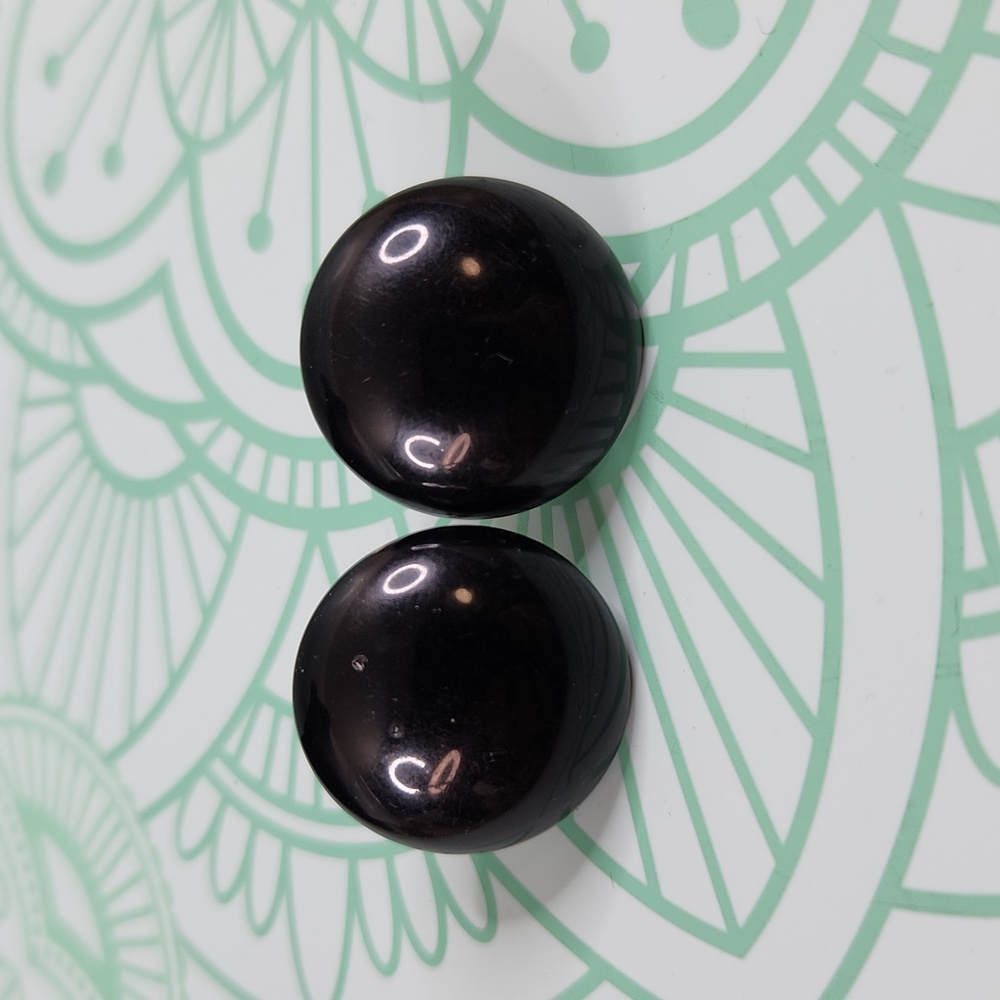 5/$20 Bundle deal - Pierced Earrings - Picture 1 of 4